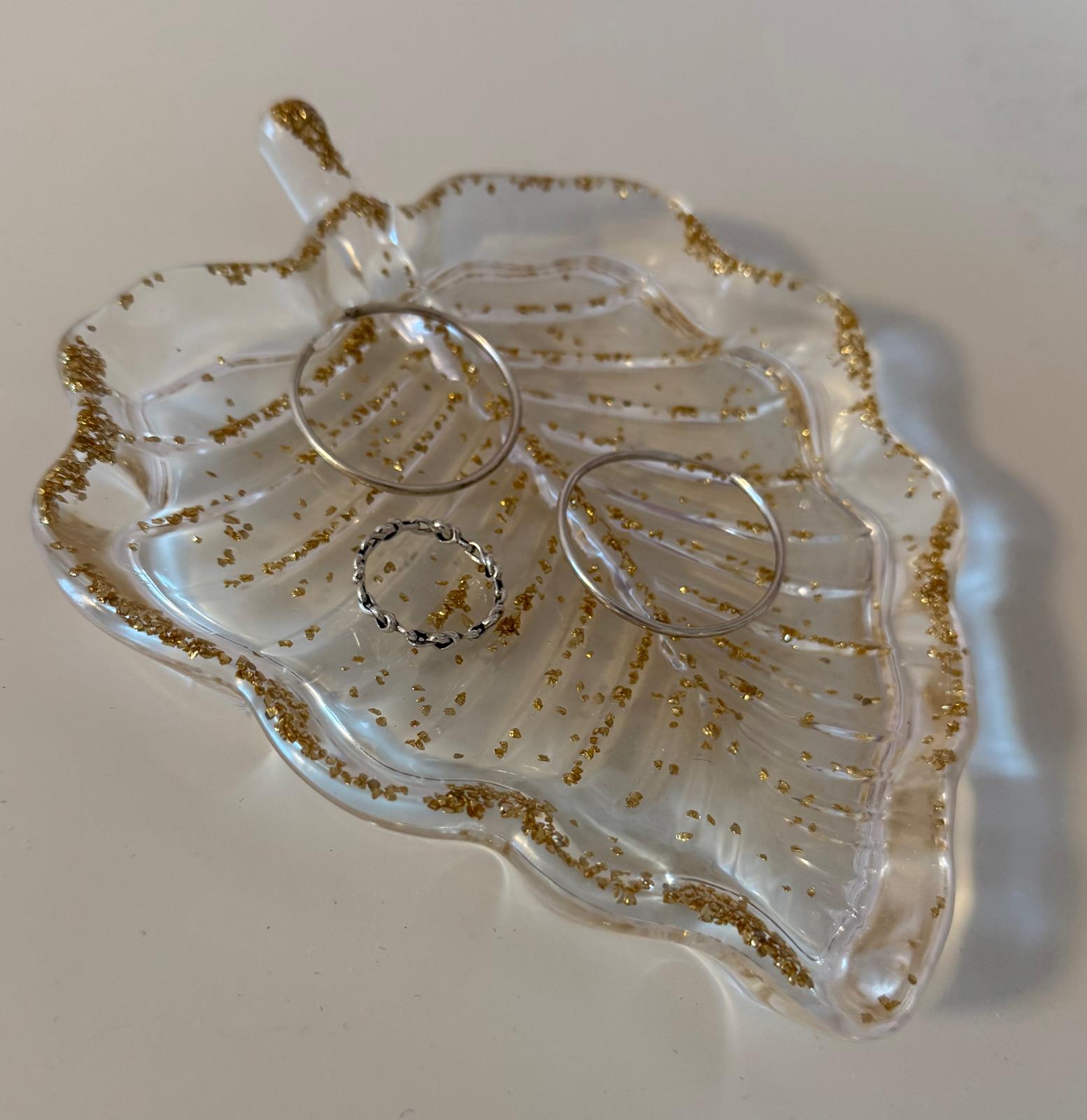 Bandeja con forma de hoja